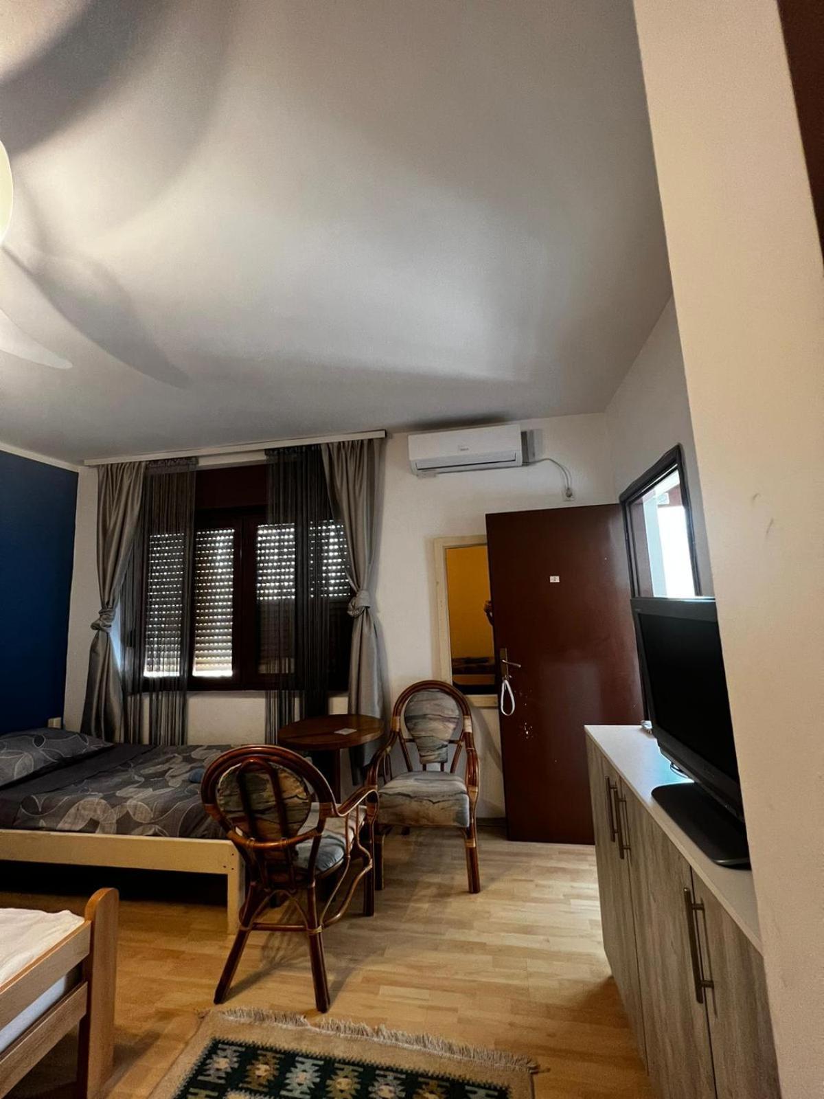 Apartments Azra Мостар Екстер'єр фото